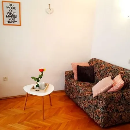 شقة Studio Apartman Mare